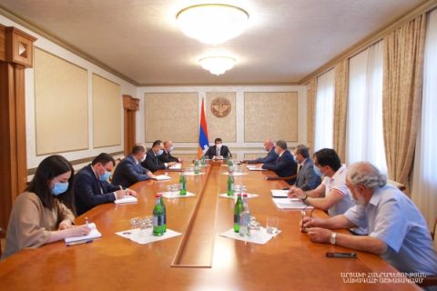 President Harutyunyan instructed to terminate the construction of buildings not complying with the capital’s general image