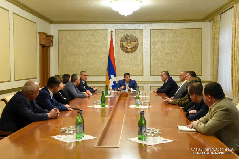 President Arayik Harutyunyan met with members of the “Free Homeland-UCA”  parliamentary faction