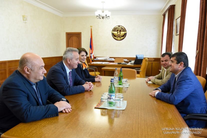 President Harutyunyan received the delegation of the American University of Armenia