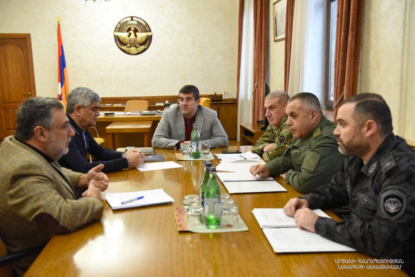 Consultation at the Artsakh Republic President’s Office