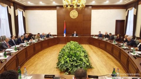 Президент Республики Арцах Бако Саакян провел расширенное заседание межведомственной комиссии