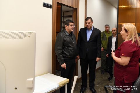 Араик Арутюнян посетил новый частный медицинский центр “ЛилМед”