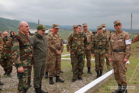 Посещение ряда воинских частей Армии обороны