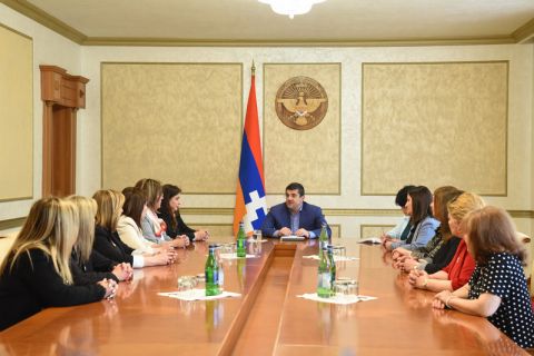 Президент Арутюнян принял делегацию Армянского союза помощи