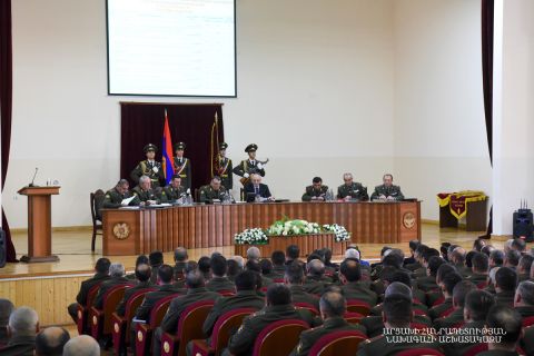 Заседание военного совета Армии обороны